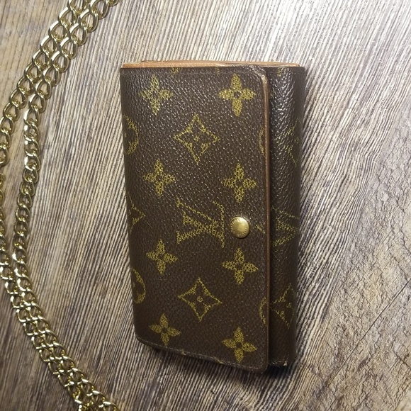 LV Bundle Louis Vuitton Monogram Porte Monnaie Billets Tresor Lock & Chain All 3 - Picture 13 of 17